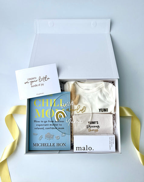 chill mom newborn baby gift hamper gift box nappy rash expecting mom book customized custom personalised baby romper bodysuit new mum gift singapore SG gift delivery service fast express