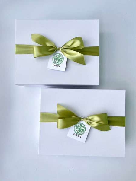 halal essence of chicken nuts organic food wellness get well covid soon honey oats apple orang pear dates gift hamper hospitalisation food organic healthy fruit gift basket singapore SG gift delivery gift box corporate gifting custom customised company logo personalised message