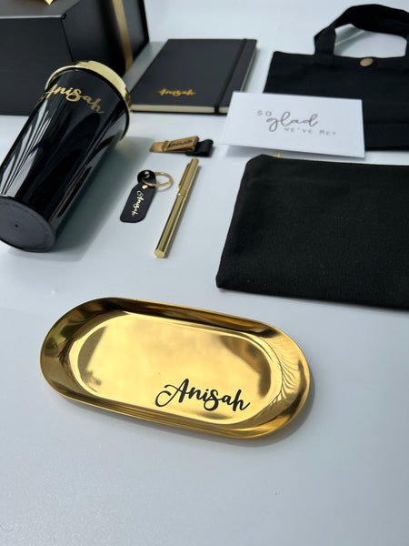 personalised customised work desk set gift box for ladies her notebook set gold black pen holder gift box for colleagues for him and her tumbler black gold hand sanitiser holder keychain stationery trinket tray tote lunch bag christmas exchange corporate gift professional singapore gift delivery service