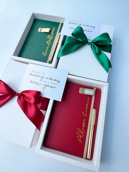 emerald green crimson red notebook journal gift set personalised custom customised gold pen holder gift box SG singapore gifti delivery birthday office colleague thank you appreciation farewell gift